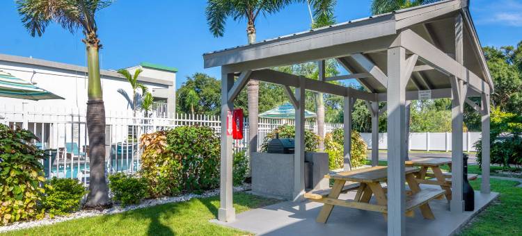 凯艺酒店-北萨拉索塔布雷登顿(Quality Inn Bradenton - Sarasota North)图片