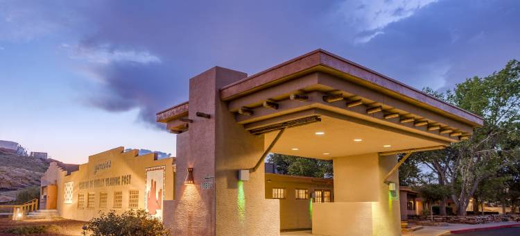 Holiday Inn 峡谷DE CHELLY(钦利)(Holiday Inn CANYON DE CHELLY (CHINLE) by IHG)图片