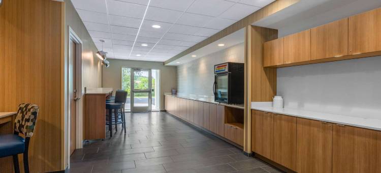 阿姆斯特丹麦客达温德姆酒店(Microtel Inn & Suites by Wyndham Amsterdam)图片