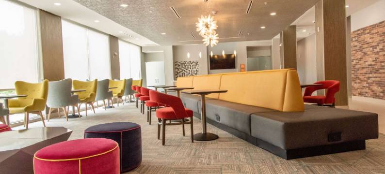 湖城拉昆塔温德姆套房酒店(La Quinta by Wyndham Lake City)图片