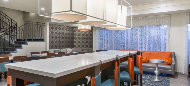 利弗莫尔葡萄酒乡浩枫温德姆公寓(Hawthorn Suites by Wyndham Livermore Wine Country)图片