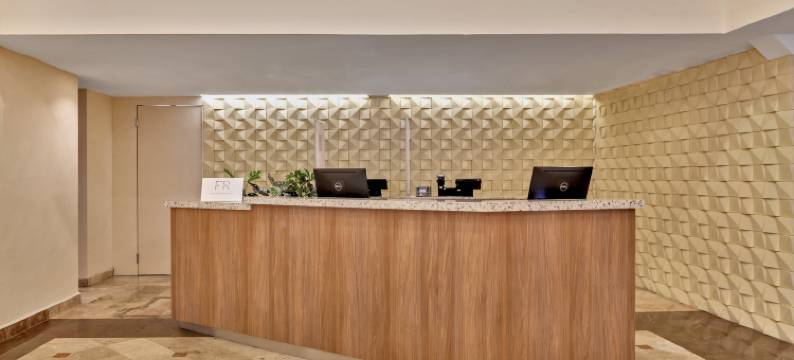 库埃纳瓦卡费斯塔旅馆酒店(Fiesta Inn Cuernavaca)图片