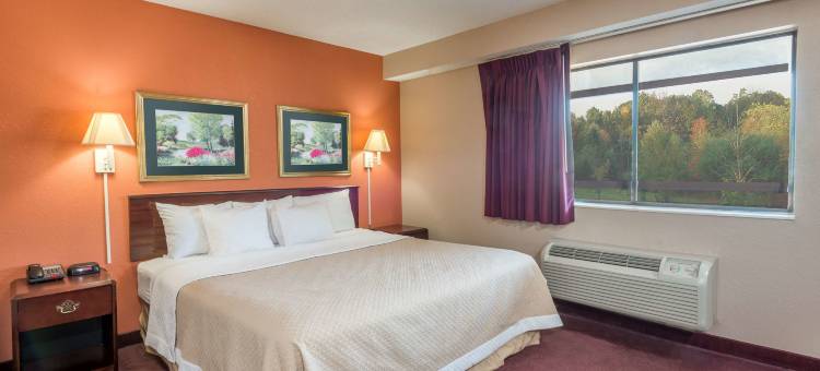 匹兹堡哈马维尔戴斯酒店(Days Inn by Wyndham Pittsburgh-Harmarville)图片