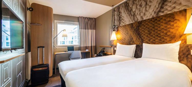 巴黎楠泰尔拉德芳斯宜必思酒店(Ibis Nanterre la Défense)图片