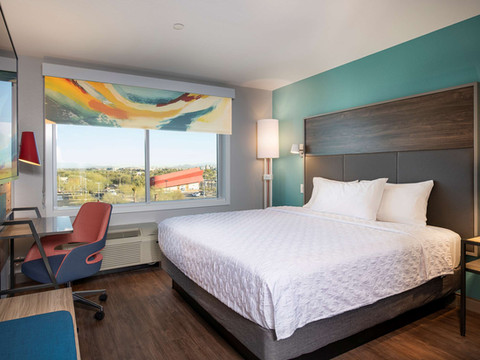 亚利桑那菲尼克斯格兰岱尔韦斯特盖特希尔顿Tru酒店