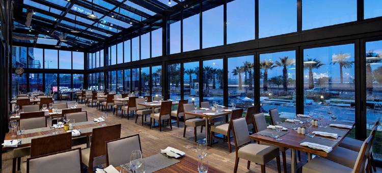 伊兹密尔贝拉克里希尔顿花园酒店(Hilton Garden Inn Izmir Bayrakli)图片