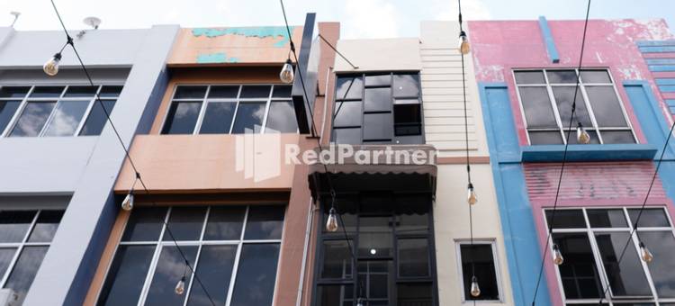 安塔萨里胶囊旅馆(Capsule Inn Antasari Mitra RedDoorz)图片