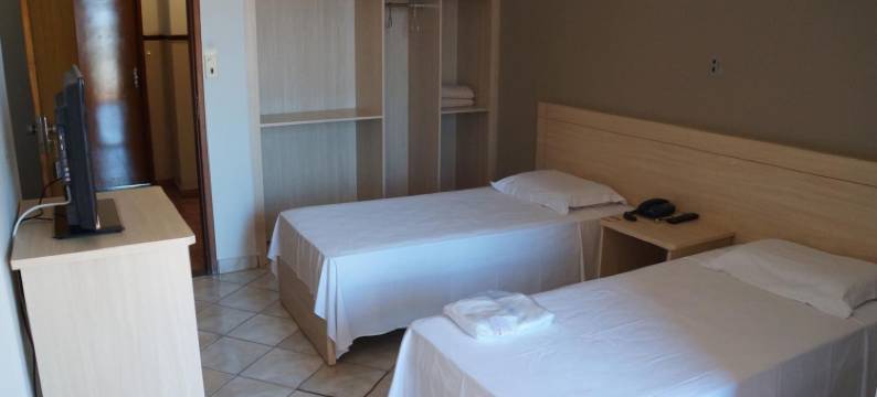 马纽阿苏中心酒店(Manhuaçu Center Hotel)图片