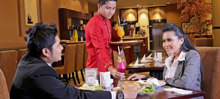 北干巴鲁格朗德精英酒店(Grand Elite Hotel Pekanbaru)图片