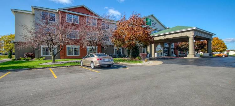 智选假日套房酒店奥什科什- SR 41(Holiday Inn Express & Suites Oshkosh-SR 41)图片