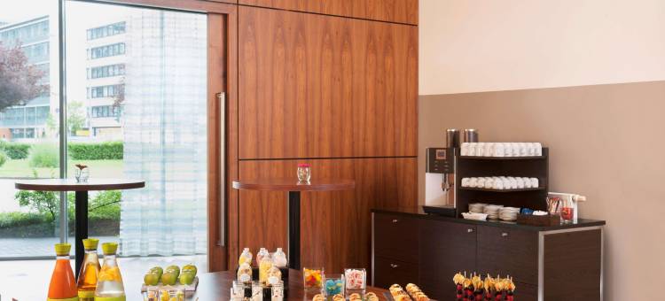 法兰克福涅得拉德NH酒店(NH Frankfurt Niederrad)图片