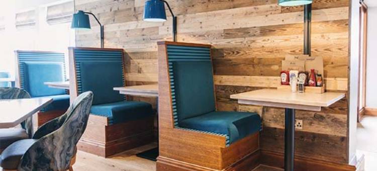 基尔马诺克普瑞米尔酒店(Premier Inn Kilmarnock)图片