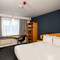 Holiday Inn Express 利奇菲尔德
