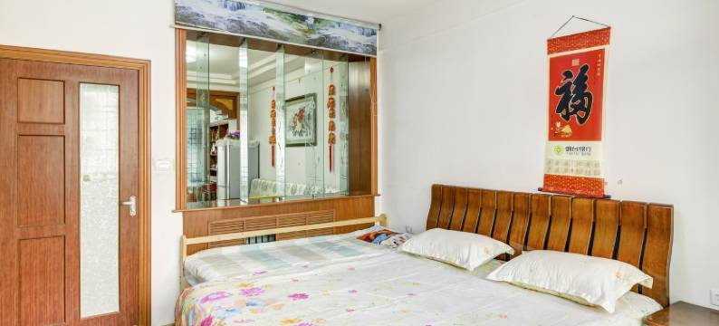 曲秀兰公寓(登州路分店)图片