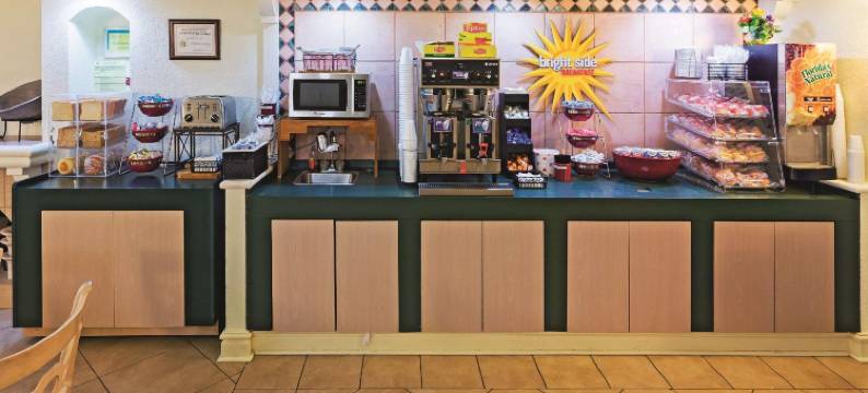 罗德威酒店(Rodeway Inn)图片