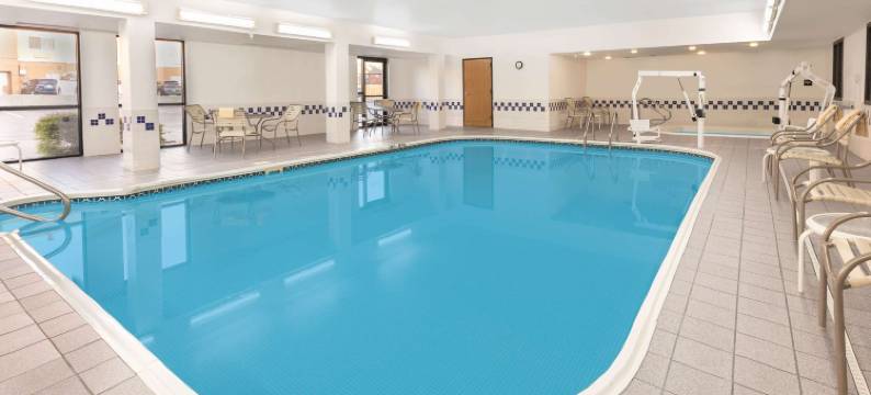 俄克拉何马城-奎尔斯普林斯温德姆呗盟酒店(Baymont by Wyndham Oklahoma City/Quail Springs)图片