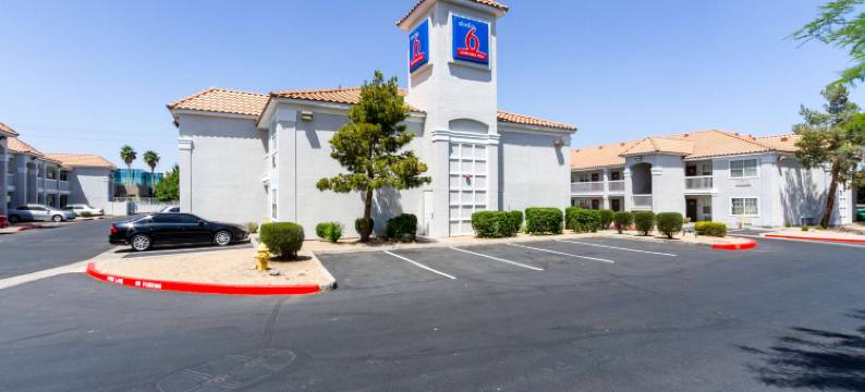 亚利桑那坦佩 6 号公寓酒店(Studio 6 Tempe, AZ)图片