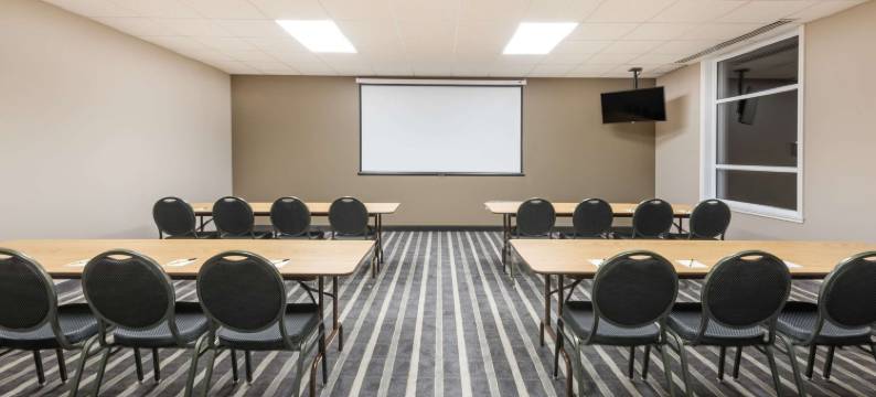 蒙洛里耶温德姆速8酒店(Super 8 by Wyndham Mont Laurier)图片