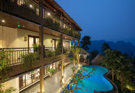 Ebino Puluong Resort Hotel Overview