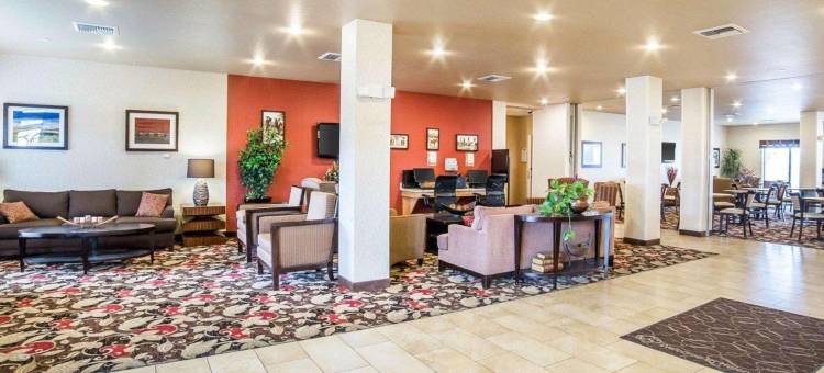 赫勒拿机场舒适套房酒店(Comfort Suites Helena Airport)图片