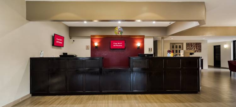 HomeTowne Studios Painted Post图片