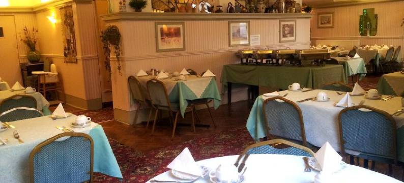 新奥斯特利酒店(The New Osterley Hotel)图片