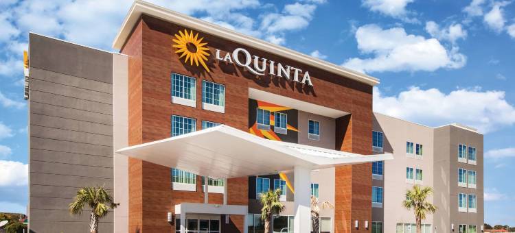 巴吞鲁日艾伦港拉昆塔温德姆套房酒店(La Quinta Inn & Suites by Wyndham Baton Rouge - Port Allen)图片