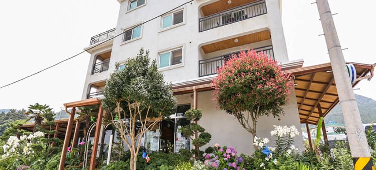 通英斯洛比民宿(Tongyeong Slobbie Guest House)图片