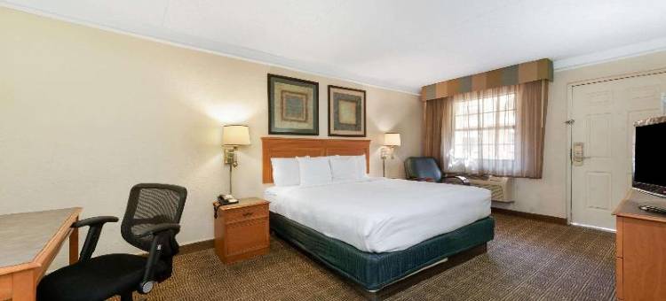 伯锡尔城拉昆塔温德姆酒店(La Quinta Inn by Wyndham Bossier City)图片