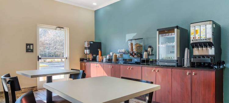 纽波特纽斯市中心区域的舒眠酒店及套房(Sleep Inn & Suites Newport News City Center Area)图片