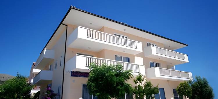 特罗吉尔公寓酒店(Apartmani Trogir)图片