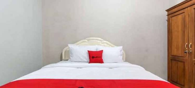 红多兹酒店-近梭罗巴拉潘站2号(RedDoorz Near Solo Balapan Station 2)图片