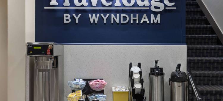 曼哈西特Travelodge by Wyndham酒店(Travelodge by Wyndham Manhasset)图片