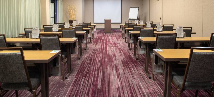 波特兰机场万怡酒店(Courtyard Portland Airport)图片