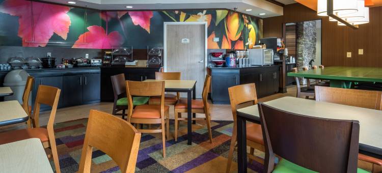 萨凡纳I-95南万豪万枫酒店(Fairfield Inn & Suites Savannah I-95 South)图片