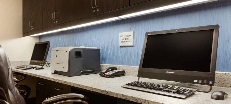 欢朋酒店及套房-坎普泉/安德鲁斯空军基地(Hampton Inn & Suites Camp Springs/Andrews AFB)图片