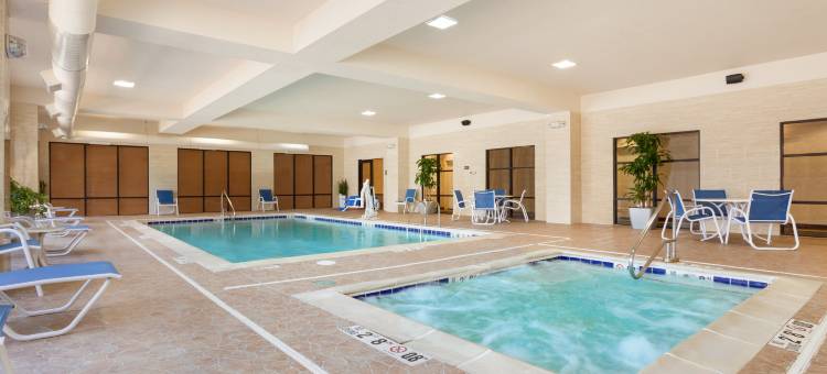 底特律-切斯特菲尔德乡村希尔顿欢朋酒店及套房(Hampton Inn & Suites Detroit/Chesterfield Township)图片