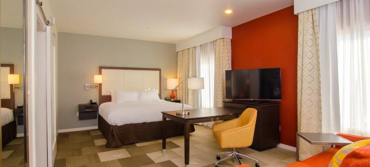 亨茨维尔欢朋酒店及套房(Hampton Inn & Suites Huntsville)图片