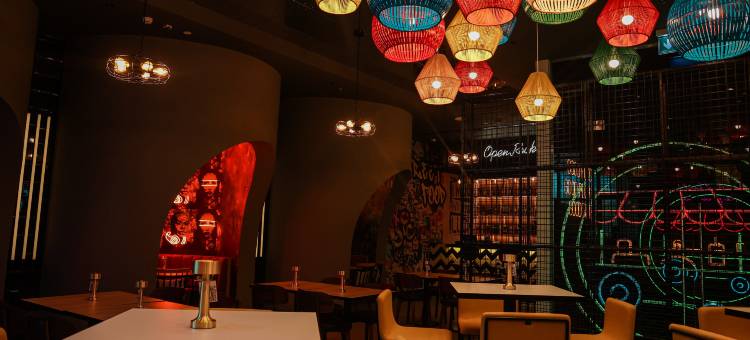 富查伊拉市希尔顿逸林酒店(DoubleTree by Hilton Fujairah City)图片