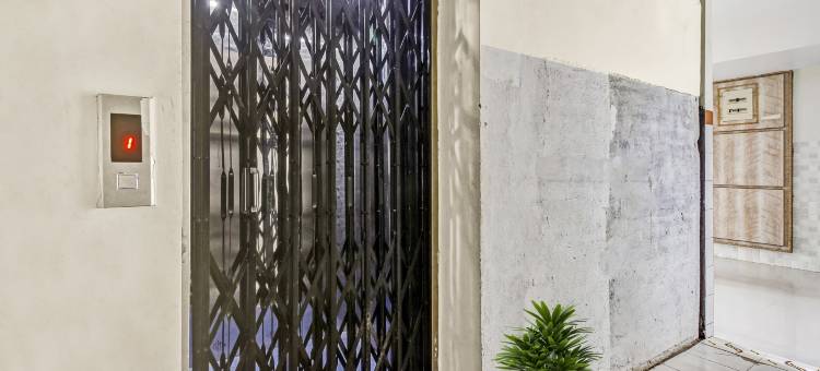 精准 38697 斯里达尔酒店(Super Hotel O Sridhar)图片