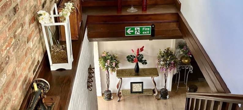 王冠旅馆&餐厅(The Crown Lodge Bed & Breakfast)图片