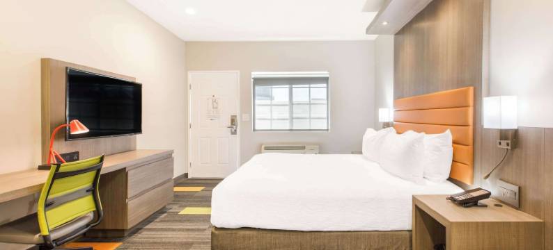 梅尔罗斯大道附近罗德威酒店(Rodeway Inn Near Melrose Ave)图片