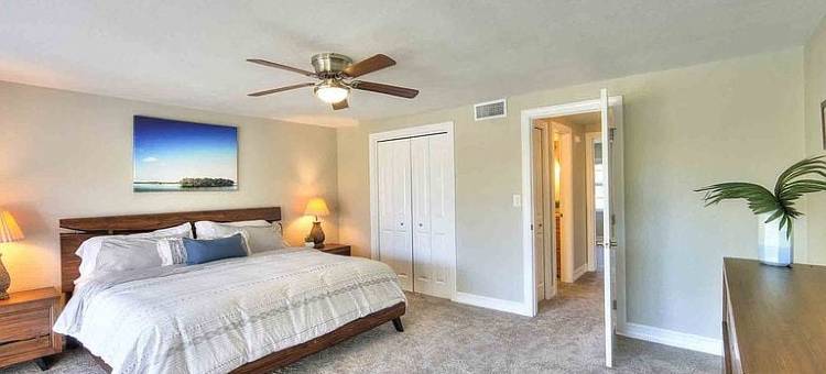 Private Canal Access and Tropical Courtyard Serenity - Island Luxury Retreat图片