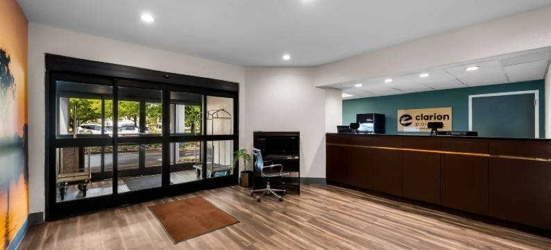 埃佩克斯 - 霍利斯普林斯凯隆波因特酒店(Clarion Pointe Apex - Holly Springs)图片