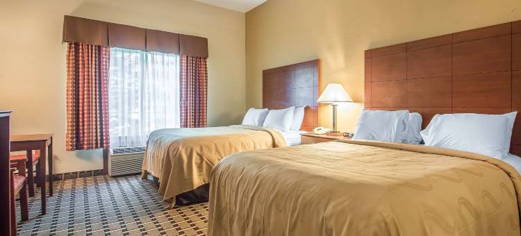 东特洛伊 I-43 品质酒店及套房(Quality Inn & Suites East Troy I-43)图片