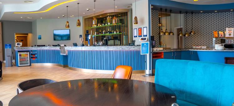 布莱克本希尔顿欢朋酒店(Hampton by Hilton Blackburn)图片