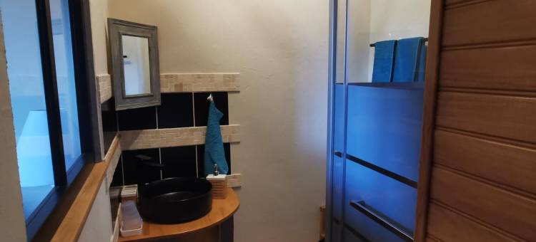 纳特和帕特的3柏树田园(Domaine des 3 CYPRÈS Chambre Pivoine Chez Nath & Pat)图片