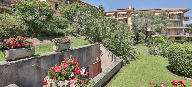 圣特罗佩湾皮埃尔&旺登斯阿曼汀住宅(Baie de Saint-Tropez Résidence Pierre & Vacances Amandine)图片