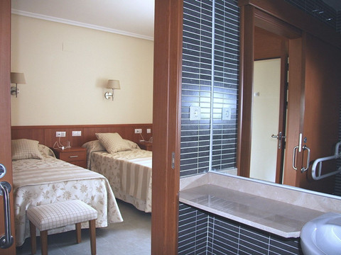 巴勒索尔柯斯塔布朗卡精品度假村 55+