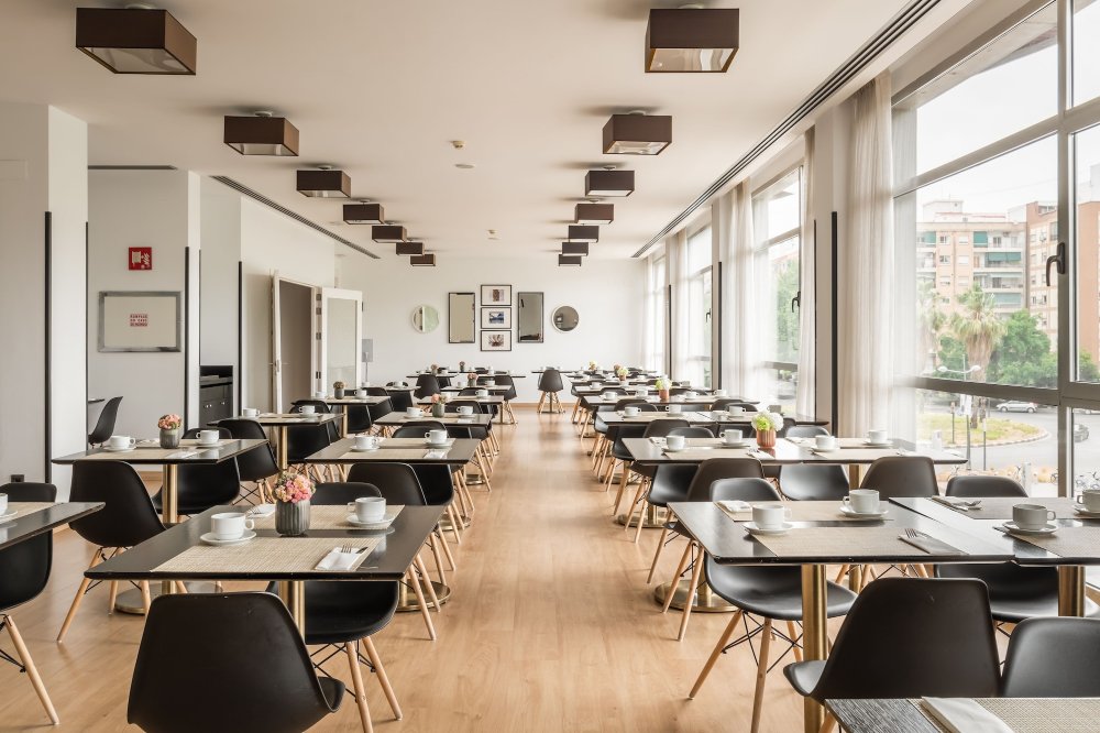 Hotel Medium Valencia Over view